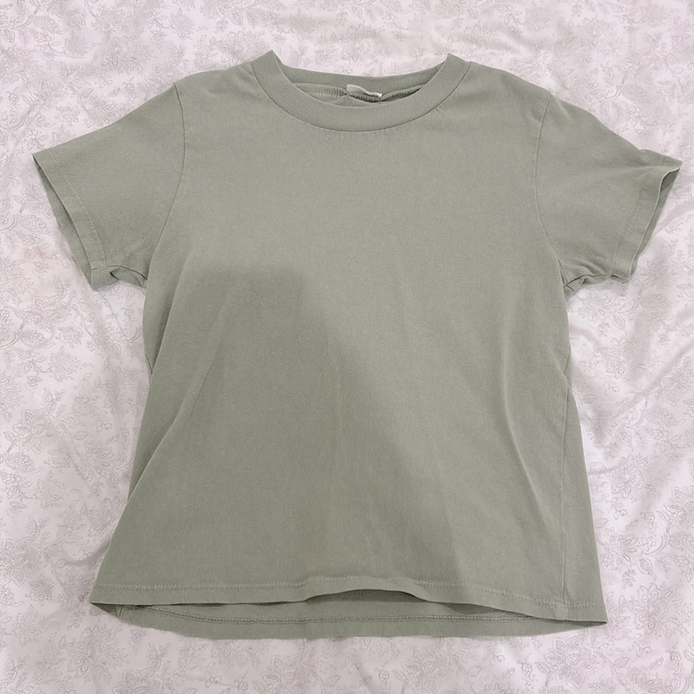 Brandy Melville basic t-shirt
